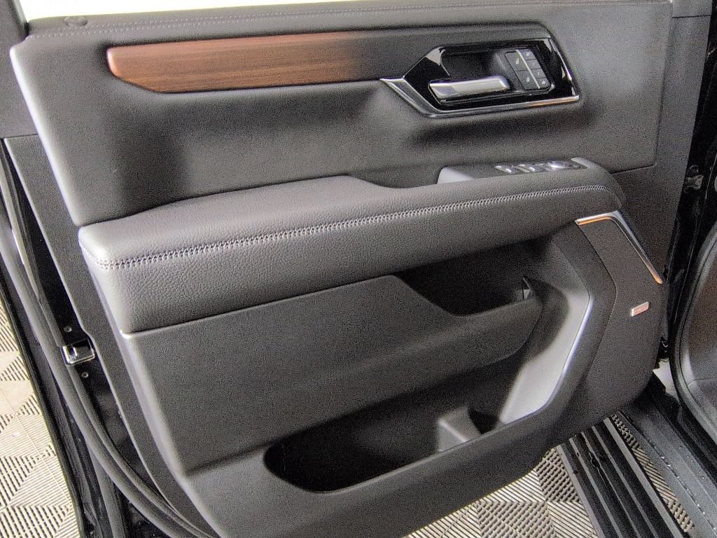 New 2026 GMC Yukon Denali AWD/4WD image 22