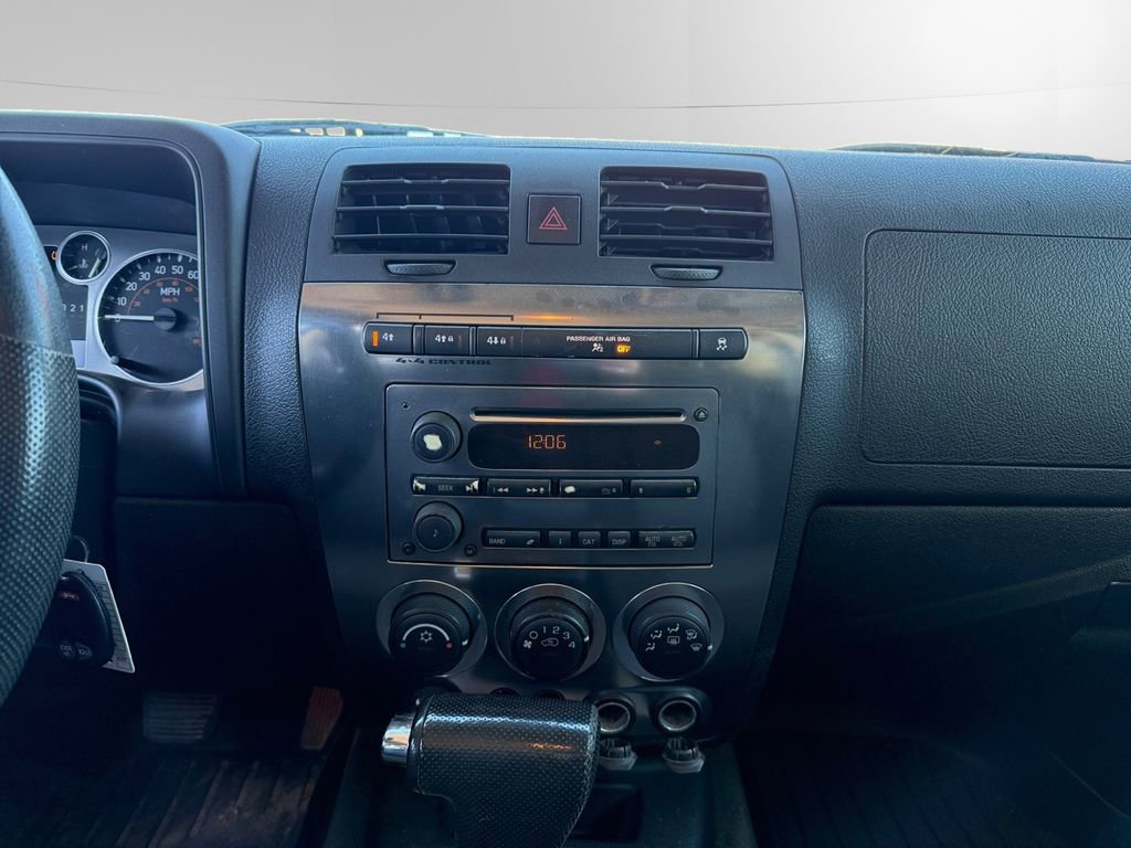Used 2007 HUMMER H3 image 11