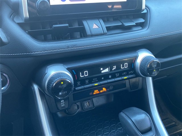 Used 2025 Toyota RAV4 XLE image 27