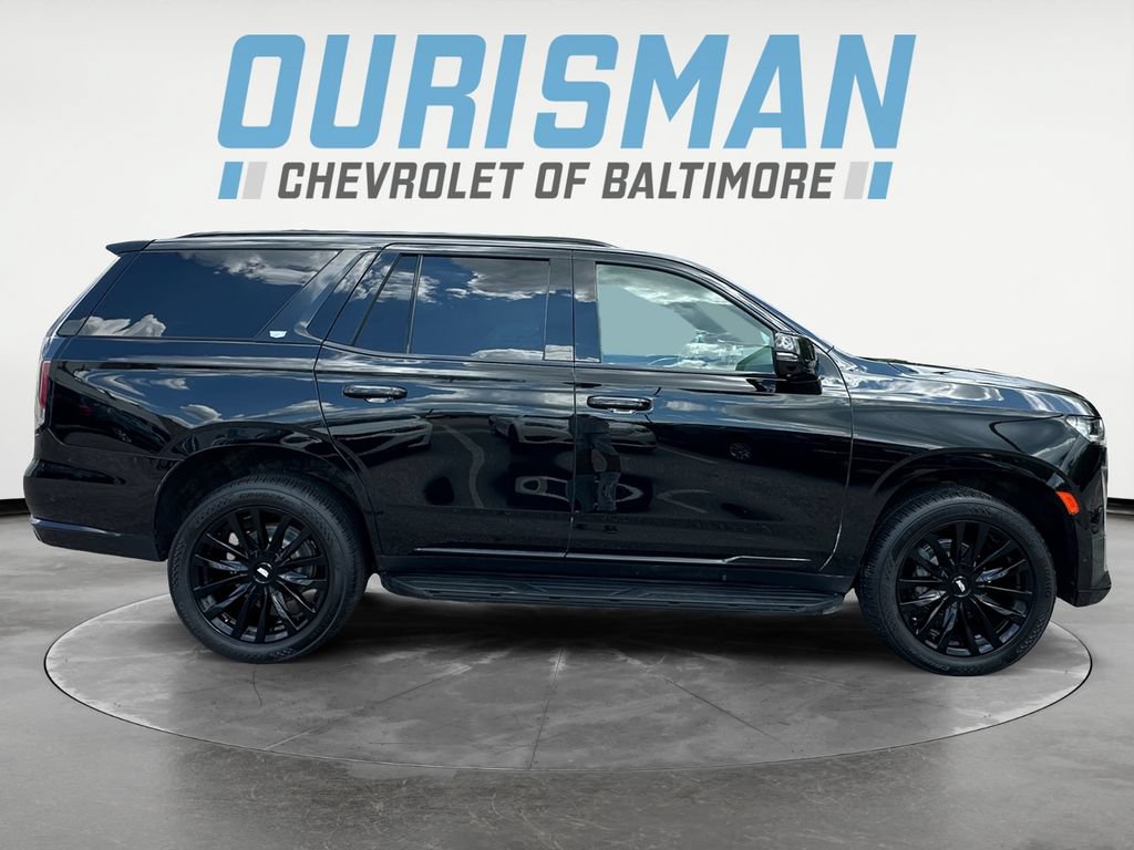 Used 2022 Cadillac Escalade Premium Luxury AWD/4WD image 7