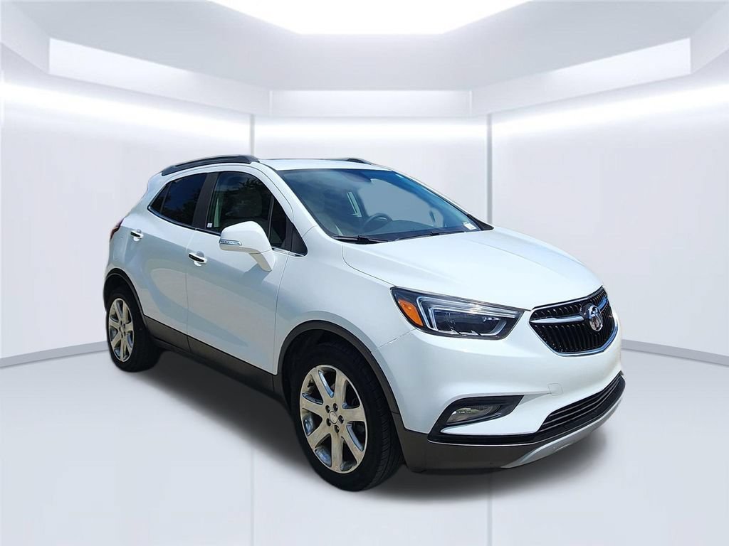 Used 2017 Buick Encore Essence w/ Experience Buick Package FWD image 3