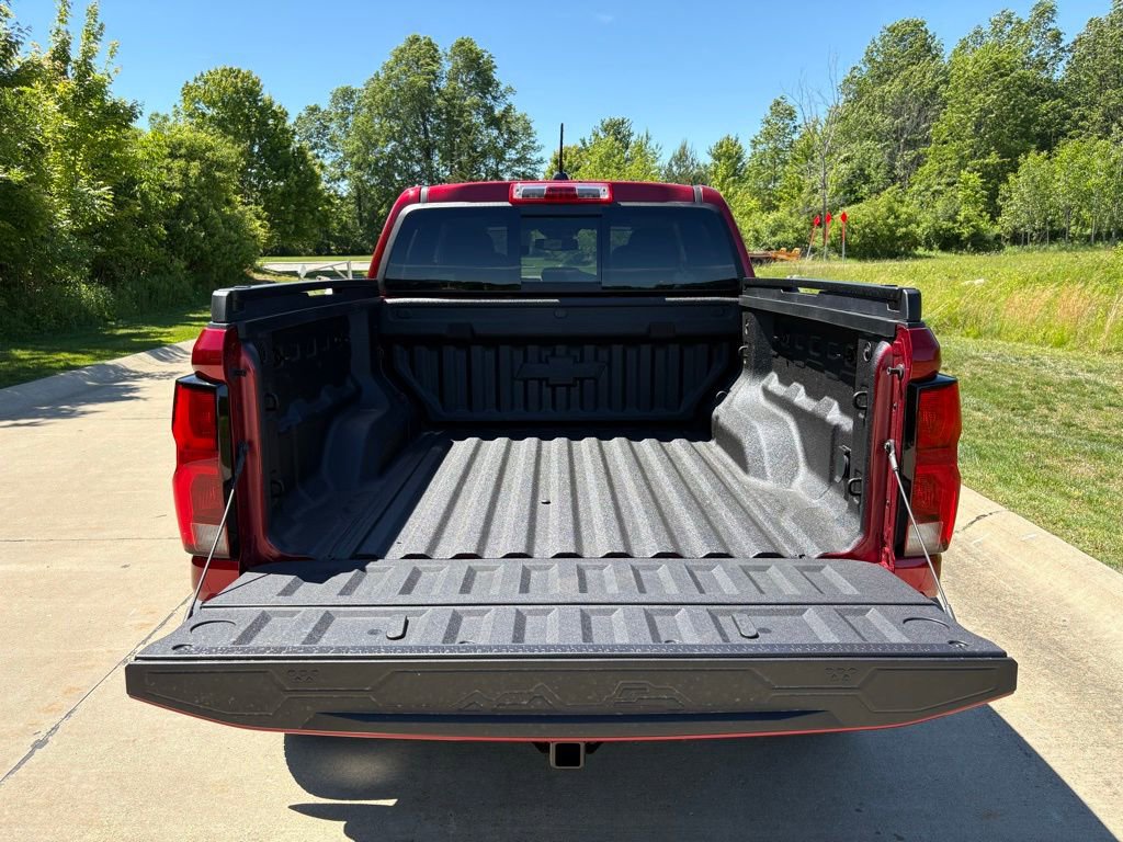 New 2026 Chevrolet Colorado ZR2 w/ Off-Road Front Bumper Package AWD/4WD image 70