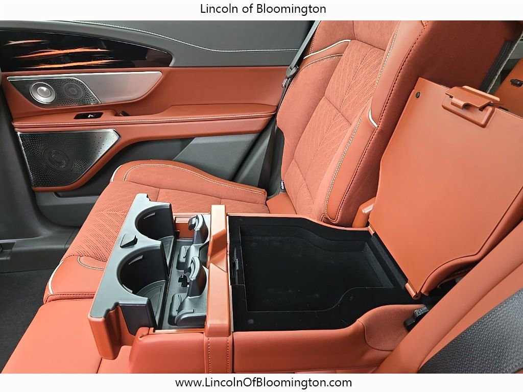 New 2024 Lincoln Nautilus Black Label w/ Jet Appearance Package (87T) image 43