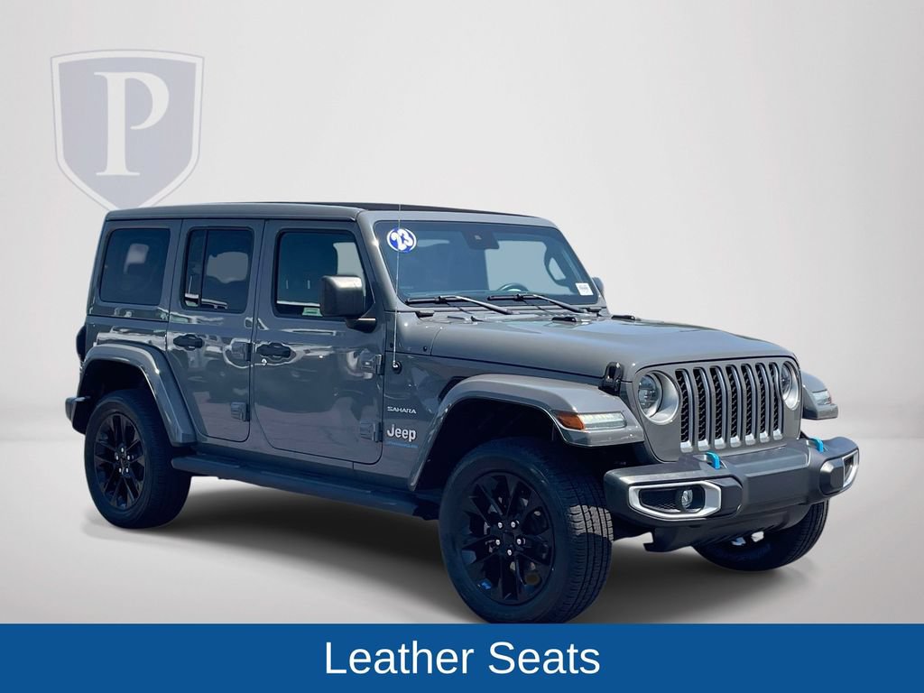 Used 2023 Jeep Wrangler Unlimited Sahara w/ Cold Weather Group AWD/4WD image 2