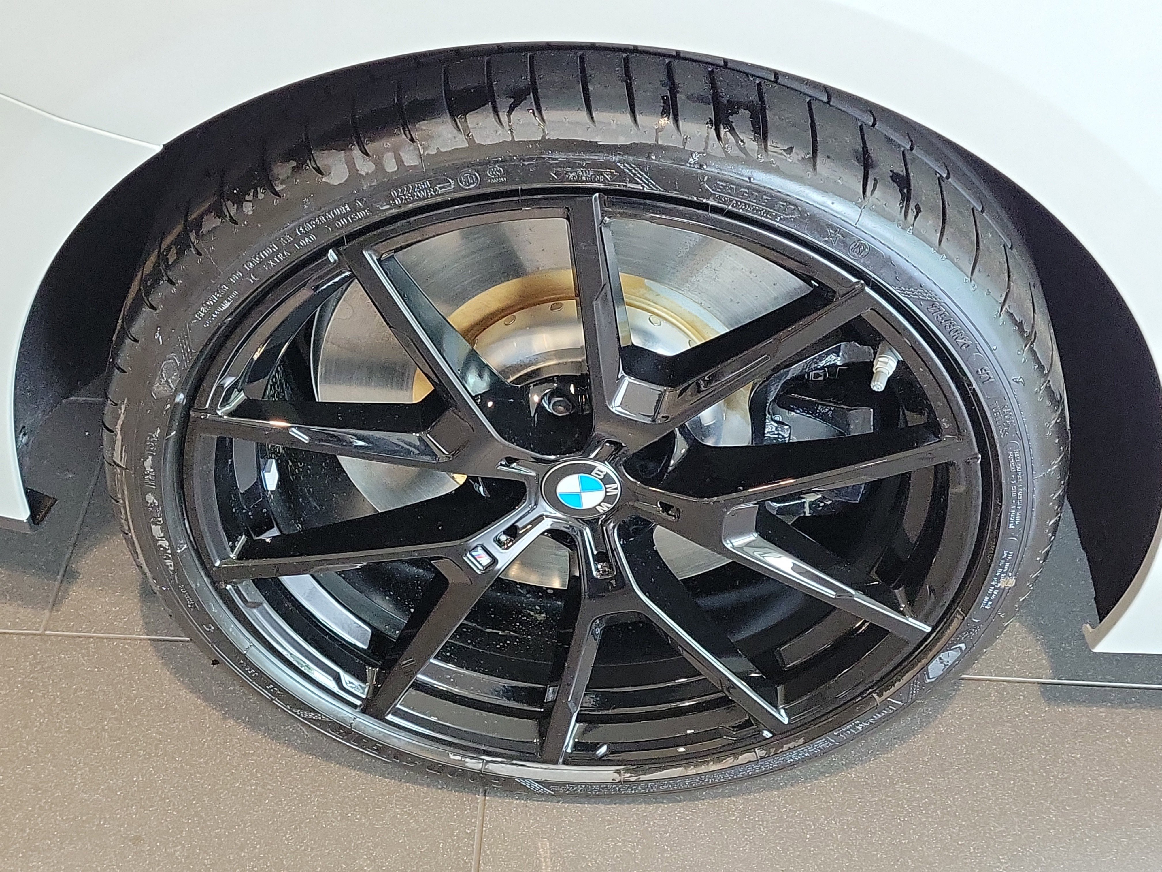 New 2026 BMW M850i xDrive Coupe w/ M Carbon Exterior Package image 5