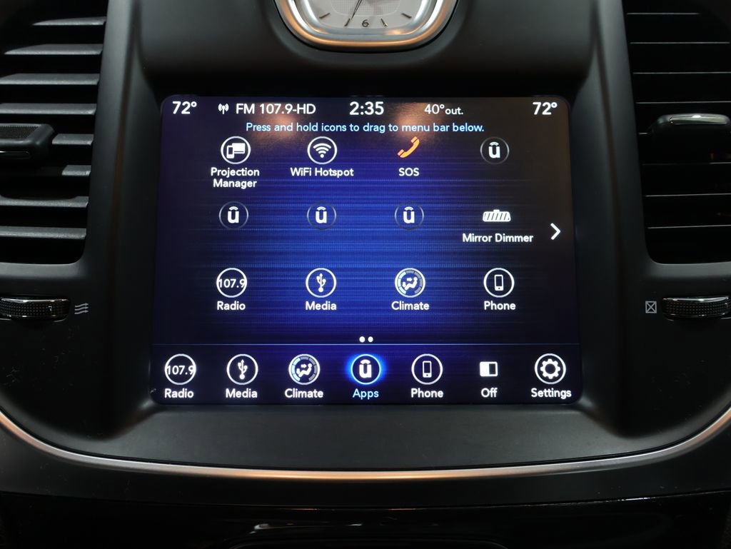 Used 2019 Chrysler 300 Touring image 29