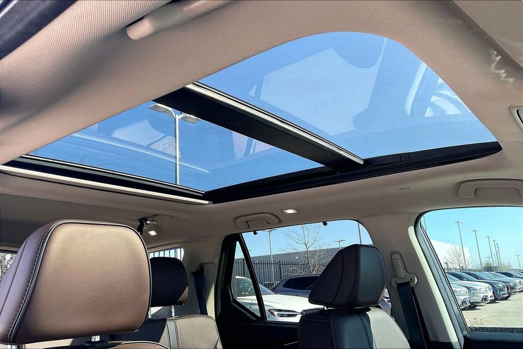 Used 2024 Honda Pilot Elite image 20