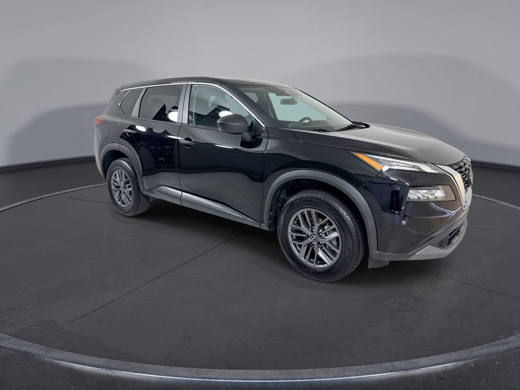 Used 2023 Nissan Rogue S FWD video 2