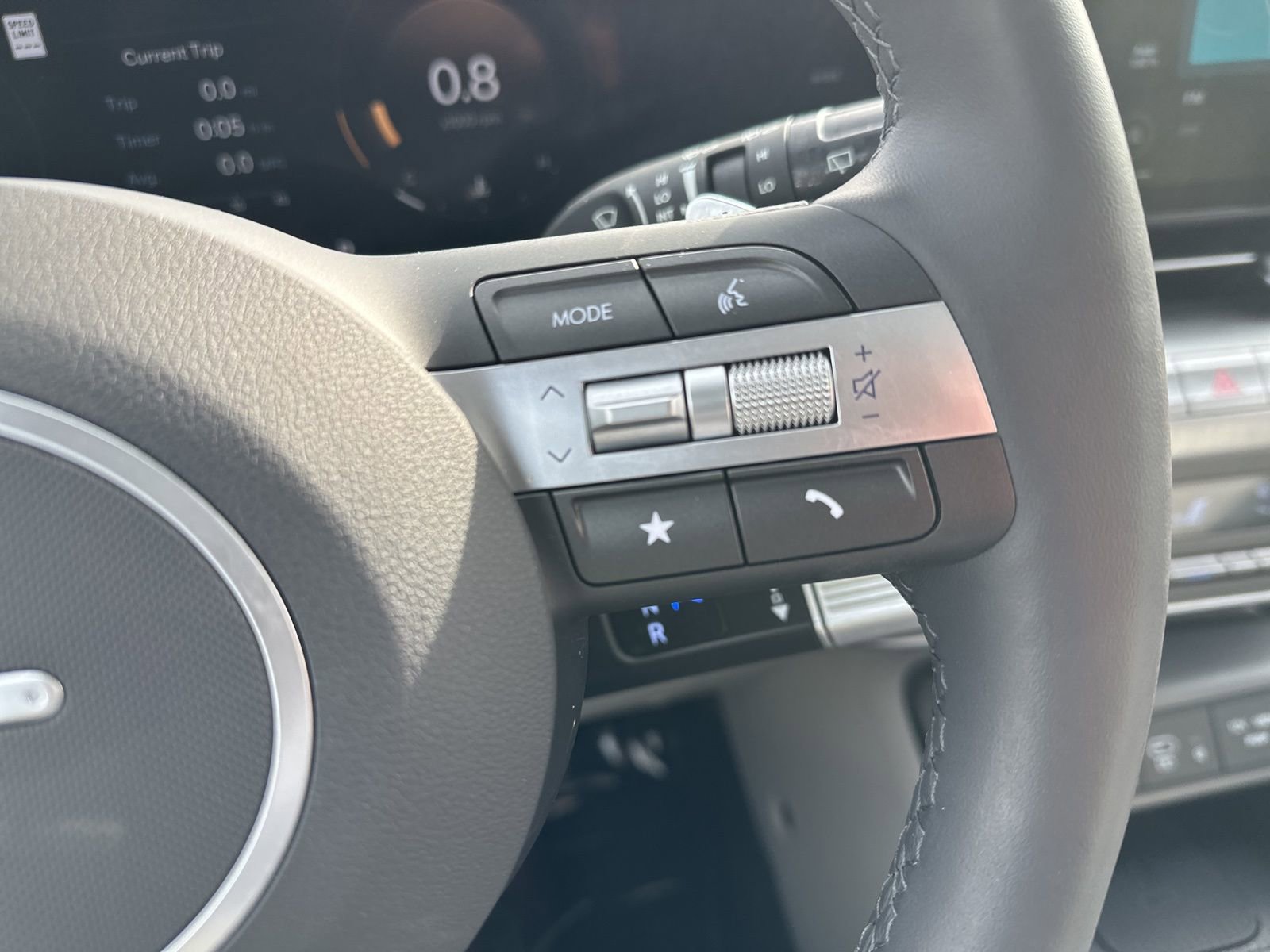 Used 2025 Hyundai Kona Limited image 44