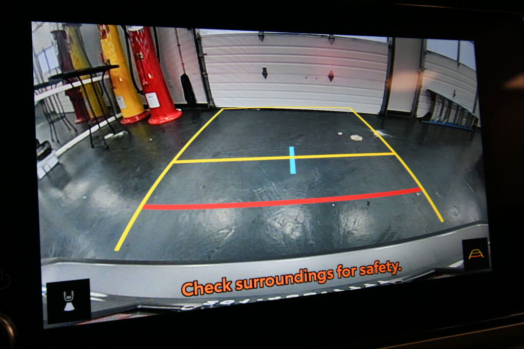 Certified 2025 Toyota Camry SE image 20