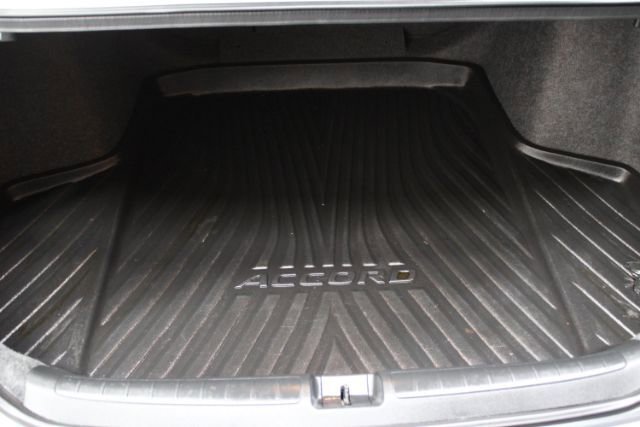 Used 2019 Honda Accord Hybrid image 24