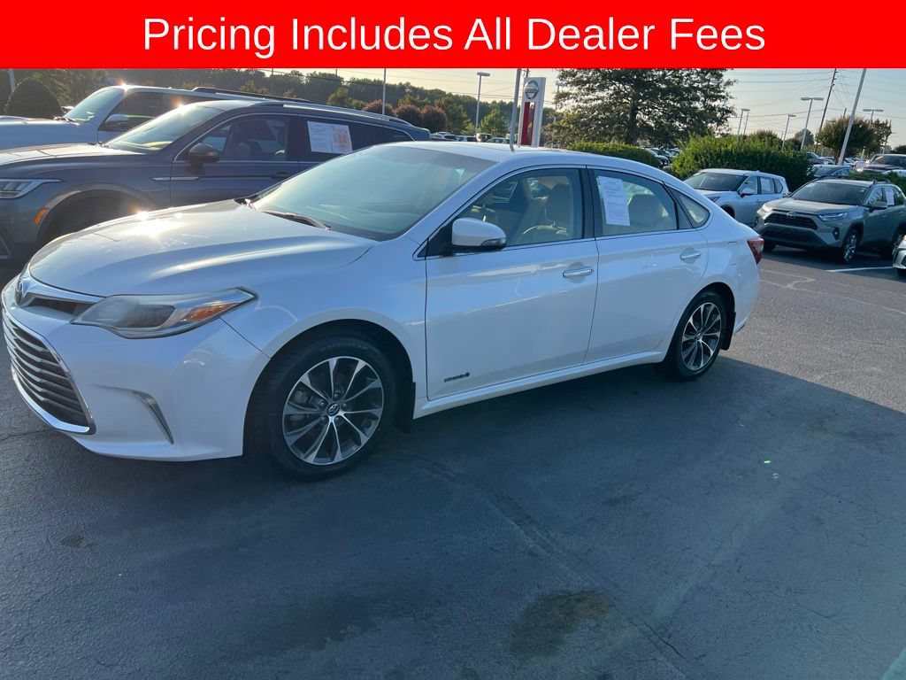 Used 2016 Toyota Avalon XLE Premium FWD image 2