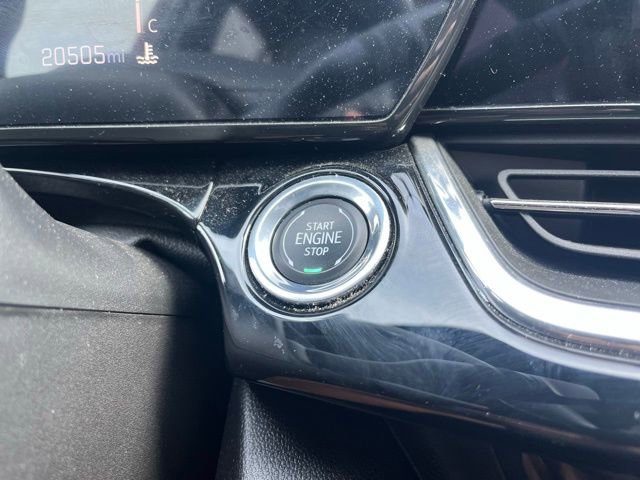 Used 2025 Chevrolet Trax RS w/ Driver Confidence Package image 16