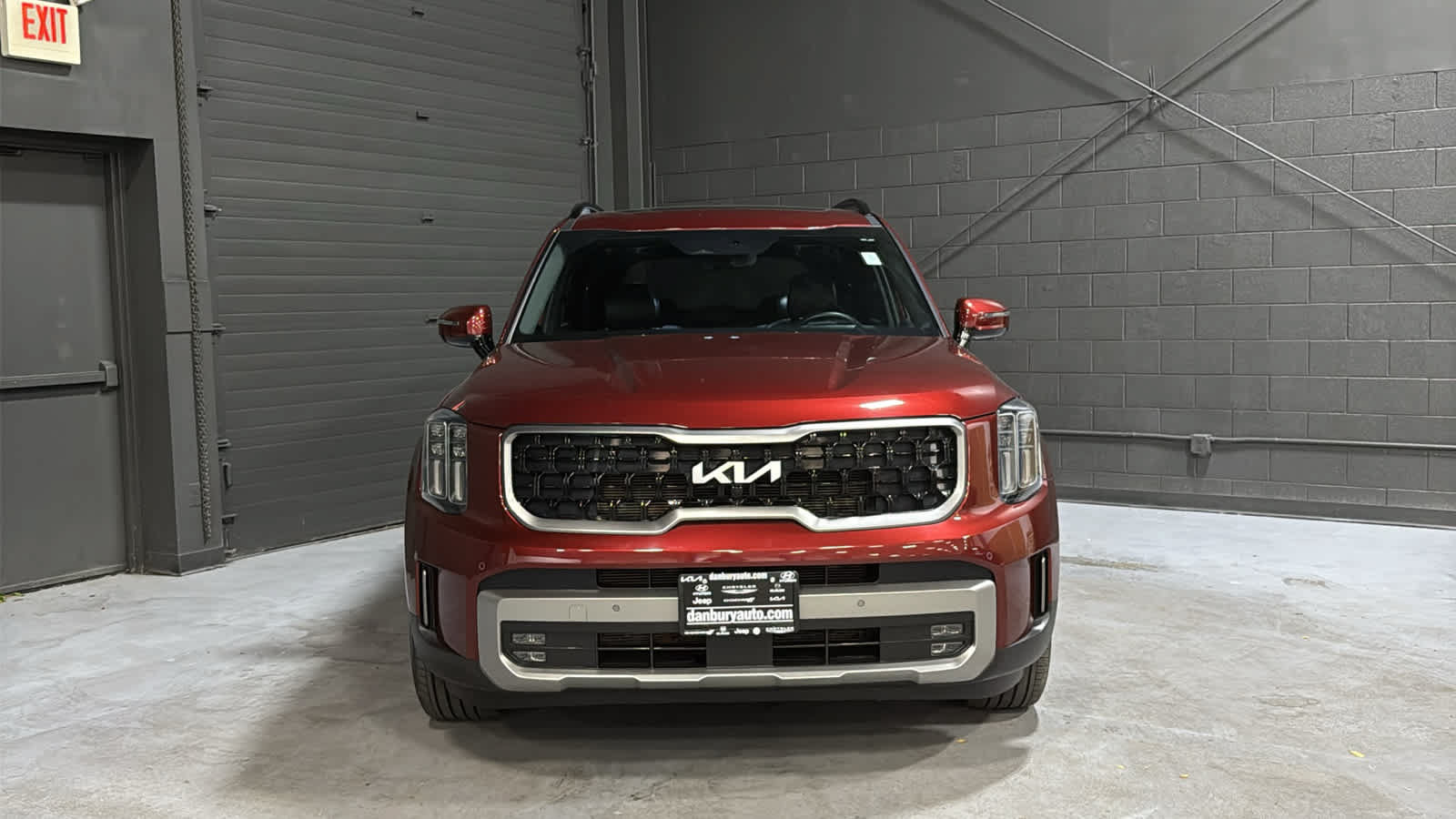 Used 2023 Kia Telluride SX Prestige X-Line AWD/4WD image 2