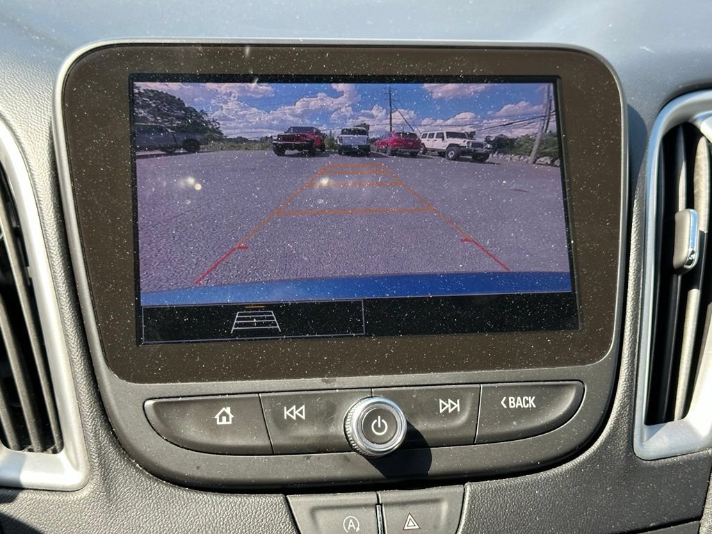 Used 2024 Chevrolet Malibu LS FWD image 8