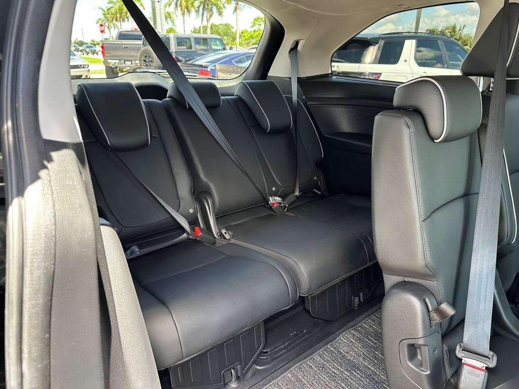 Used 2025 Honda Odyssey Touring image 29