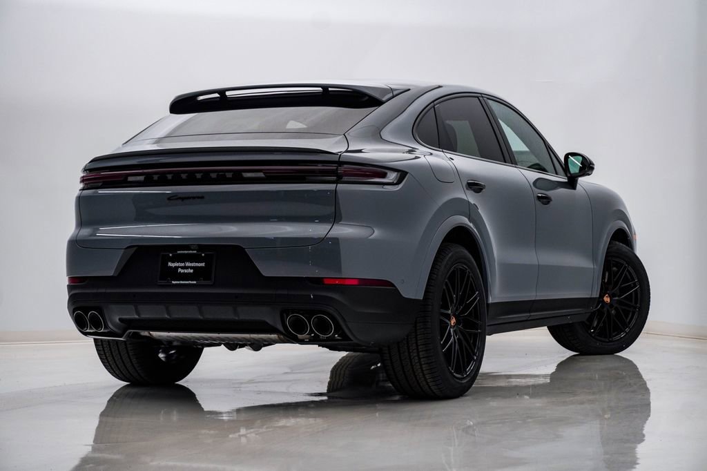 New 2026 Porsche Cayenne Coupe AWD/4WD image 11
