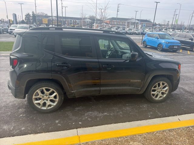 Used 2018 Jeep Renegade Latitude image 6