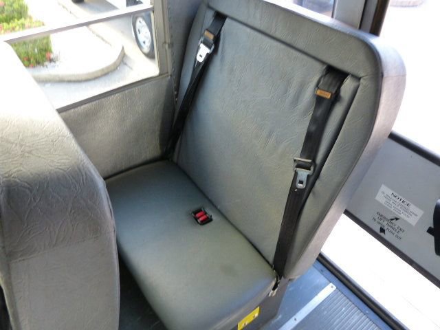 Used 2007 Chevrolet Express 3500 w/ School Bus Package image 21