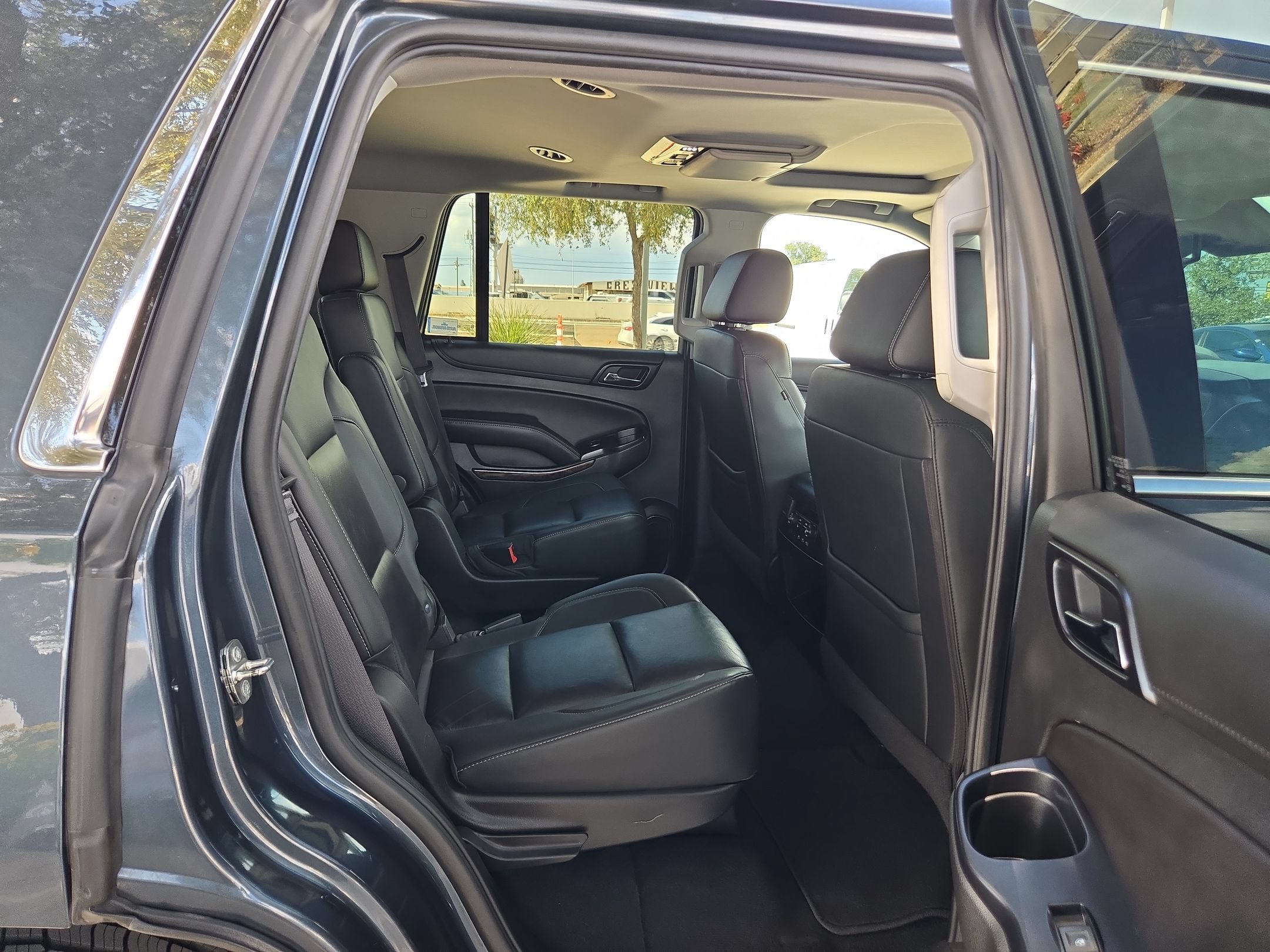 Used 2020 Chevrolet Tahoe LT AWD/4WD image 24
