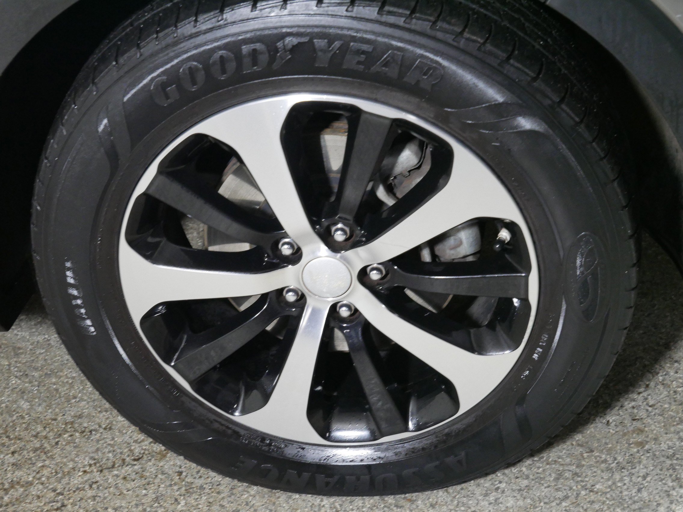 Used 2017 Kia Sorento EX w/ EX Advanced Touring Package image 15