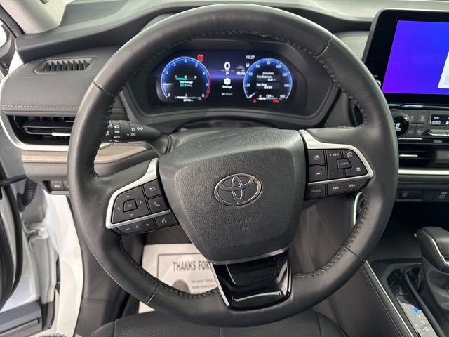 Used 2024 Toyota Grand Highlander Limited AWD/4WD image 30
