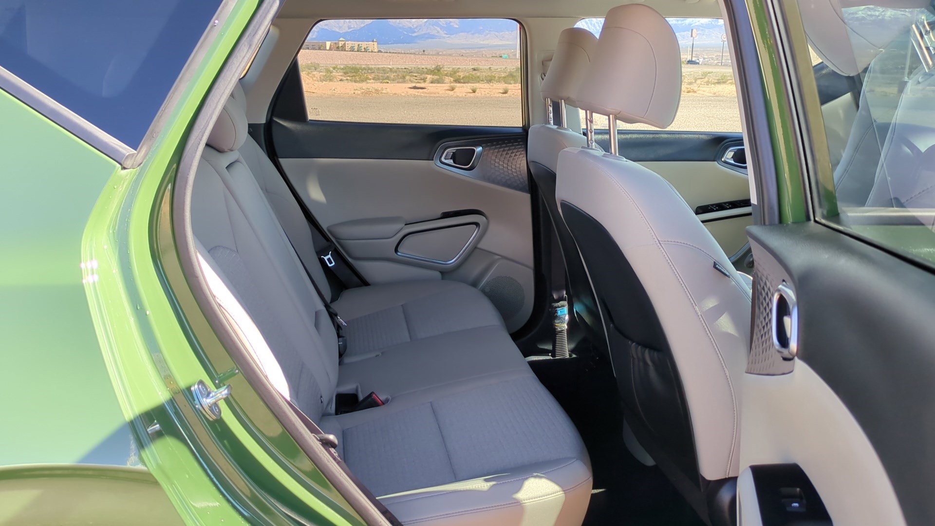 Used 2023 Kia Soul EX image 31