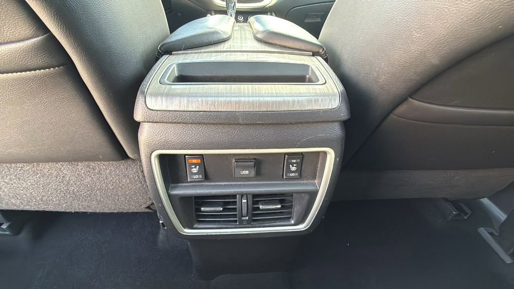 Used 2017 Nissan Murano Platinum w/ Platinum Technology Package image 28