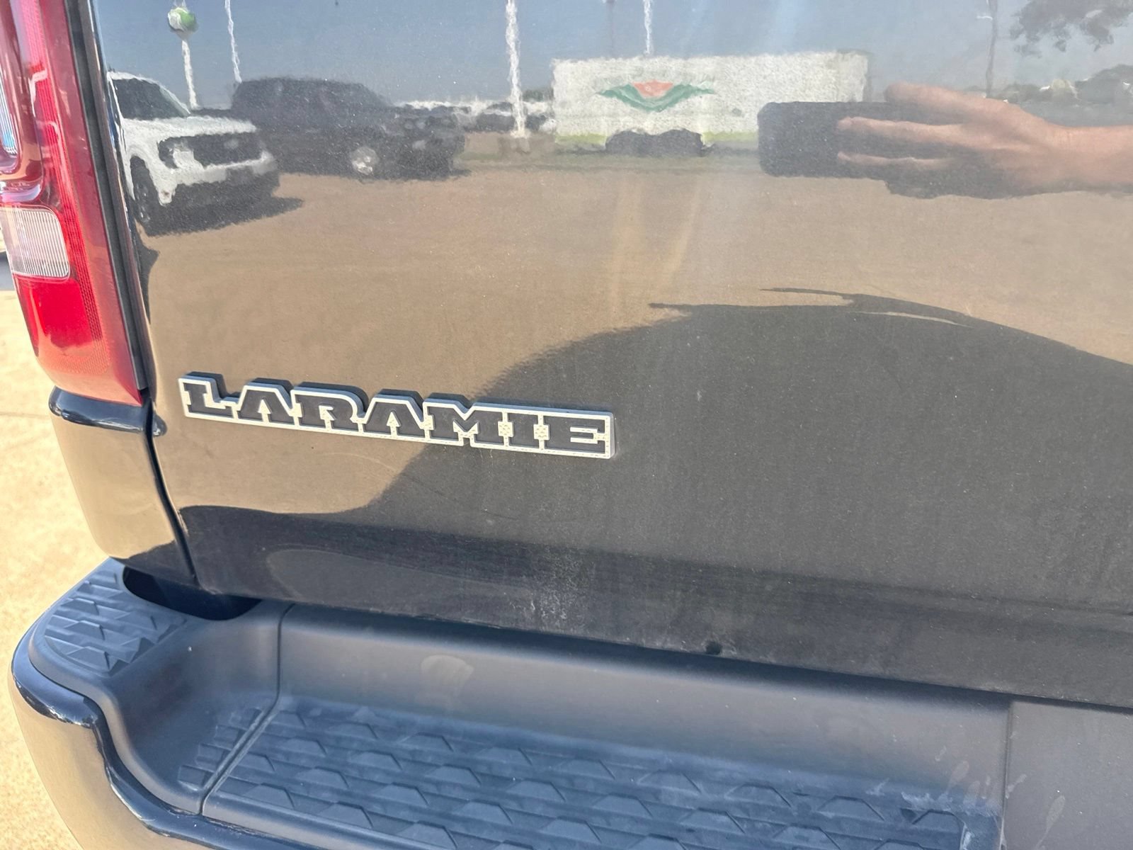Used 2024 RAM 1500 Laramie AWD/4WD image 10