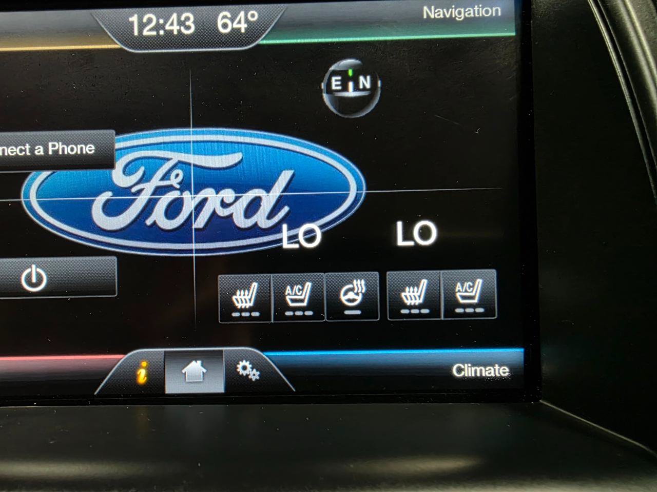 Used 2015 Ford Taurus Limited w/ Equipment Group 301A AWD/4WD image 34