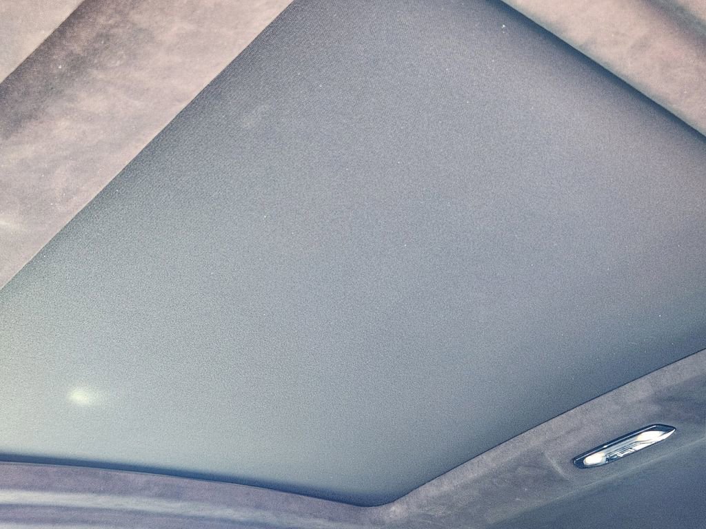 Used 2023 BMW X6 M50i w/ Executive Package image 24