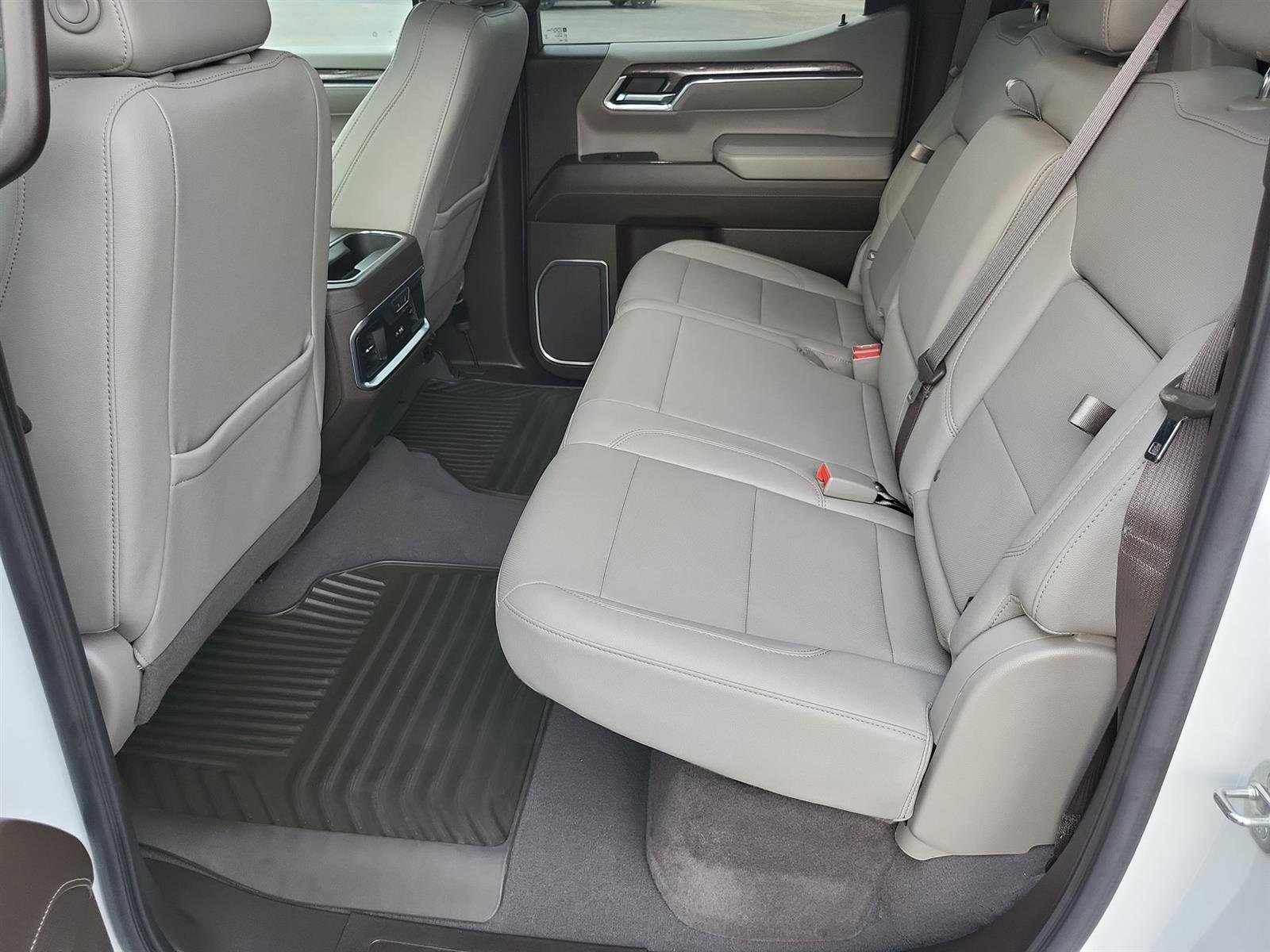 Used 2023 Chevrolet Silverado 1500 LTZ w/ LTZ Convenience Package II image 24