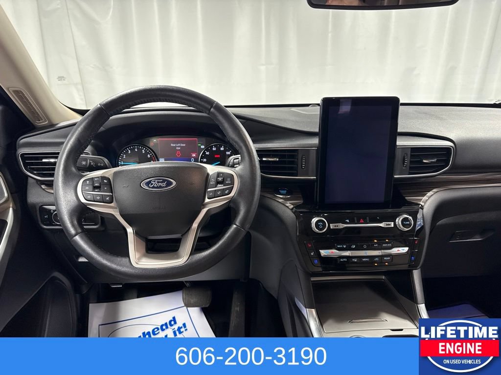 Used 2023 Ford Explorer Limited w/ Limited Technology Package AWD/4WD image 21