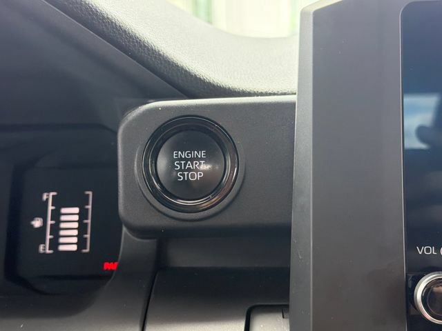 Used 2024 Toyota Tacoma SR w/ SR Upgrade Package AWD/4WD image 20