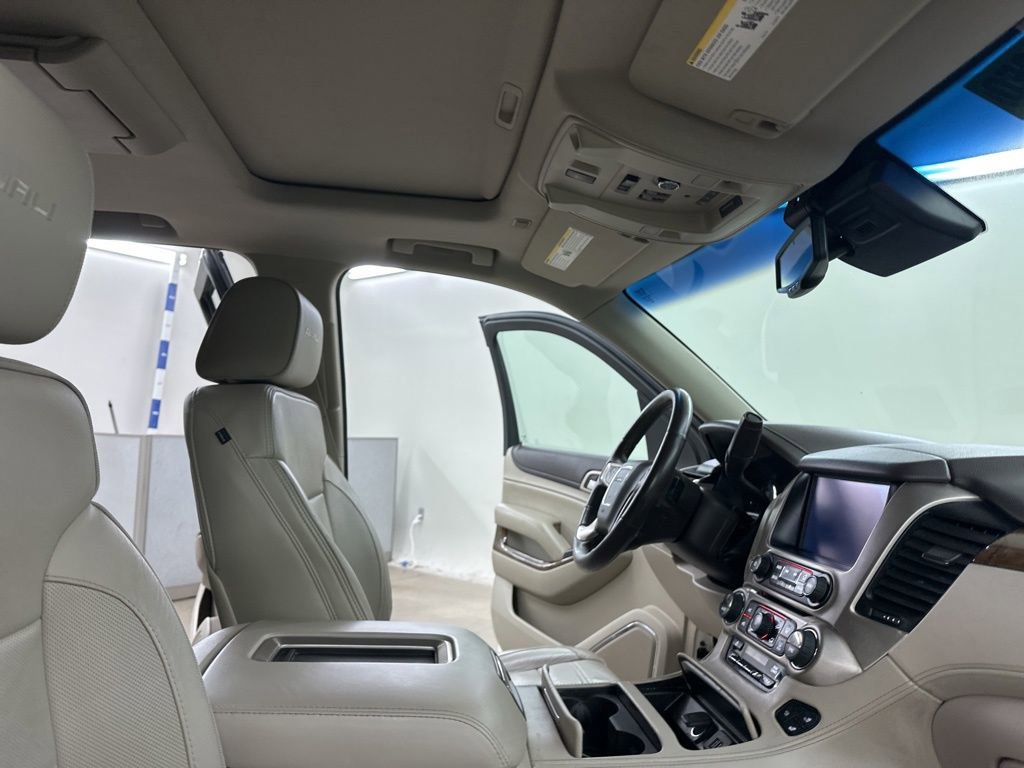 Used 2015 GMC Yukon XL Denali w/ Touring Package image 20