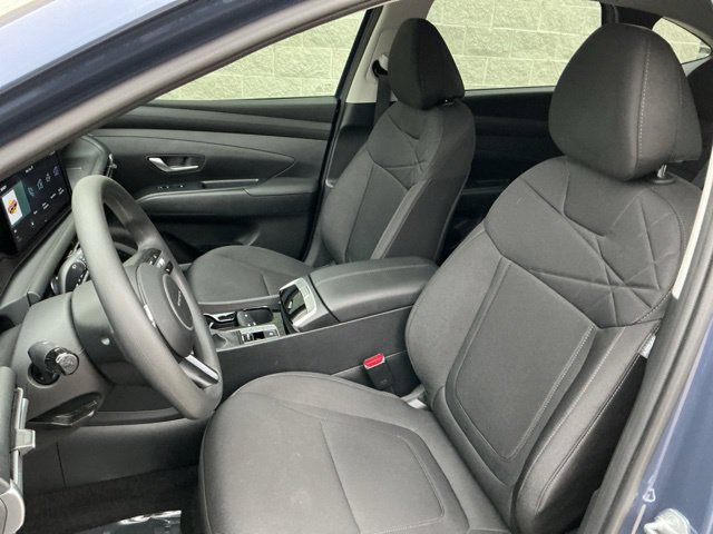 Used 2025 Hyundai Tucson SE FWD image 12