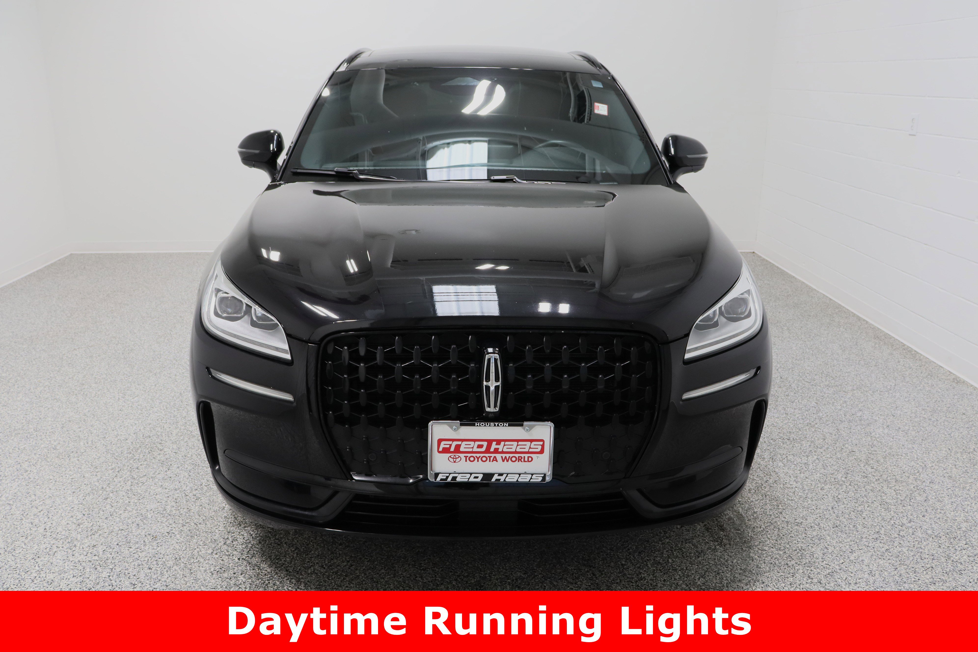 Used 2024 Lincoln Corsair Reserve w/ Equipment Group 201A image 3