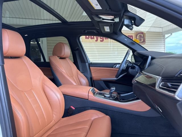 Used 2019 BMW X5 xDrive40i w/ Convenience Package AWD/4WD image 26