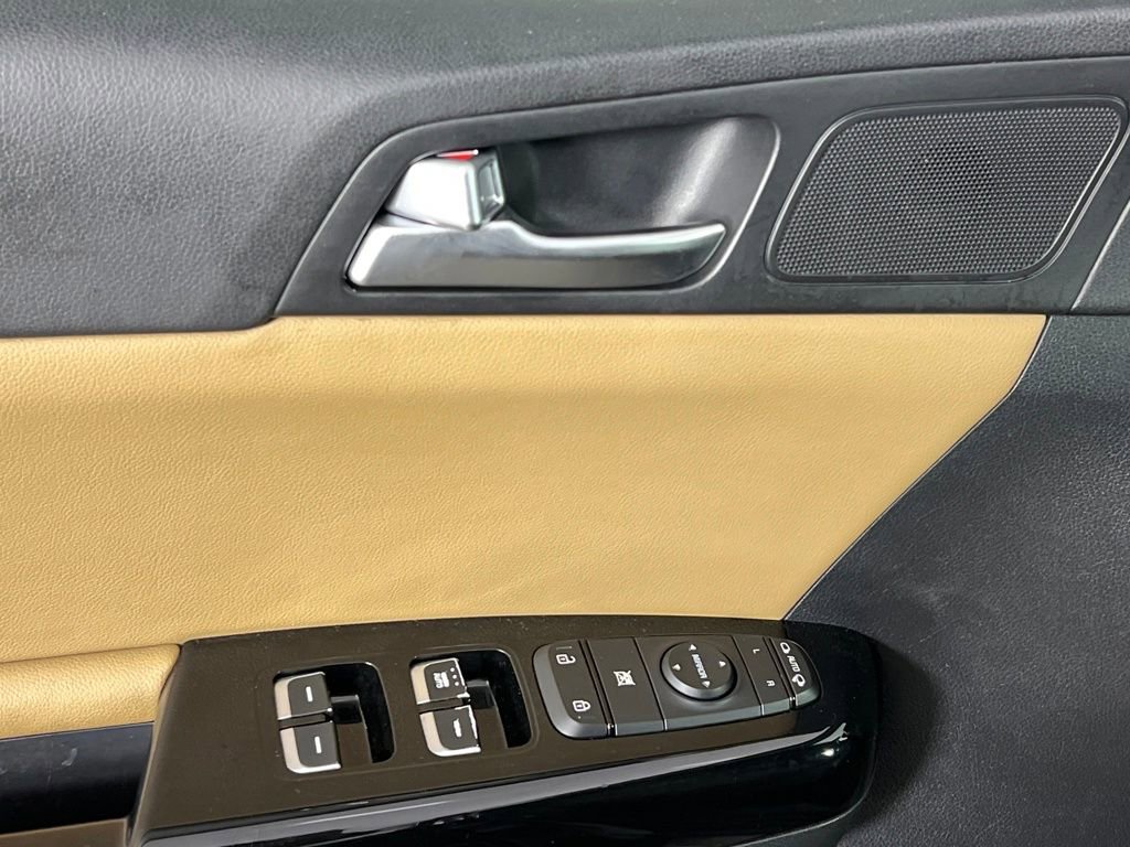 Used 2020 Kia Sportage SX image 22