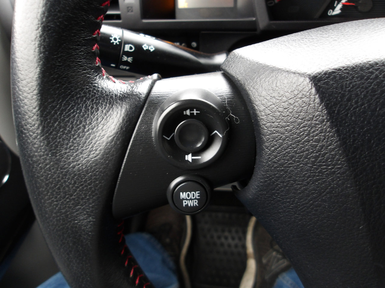 Used 2012 Scion iQ w/ Rear Speaker Pkg image 14