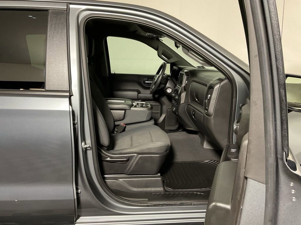 Used 2019 Chevrolet Silverado 1500 Custom Trail Boss w/ Custom Convenience Package AWD/4WD image 31