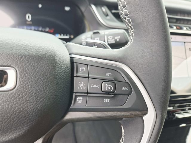 Used 2023 Jeep Grand Cherokee L Limited image 19