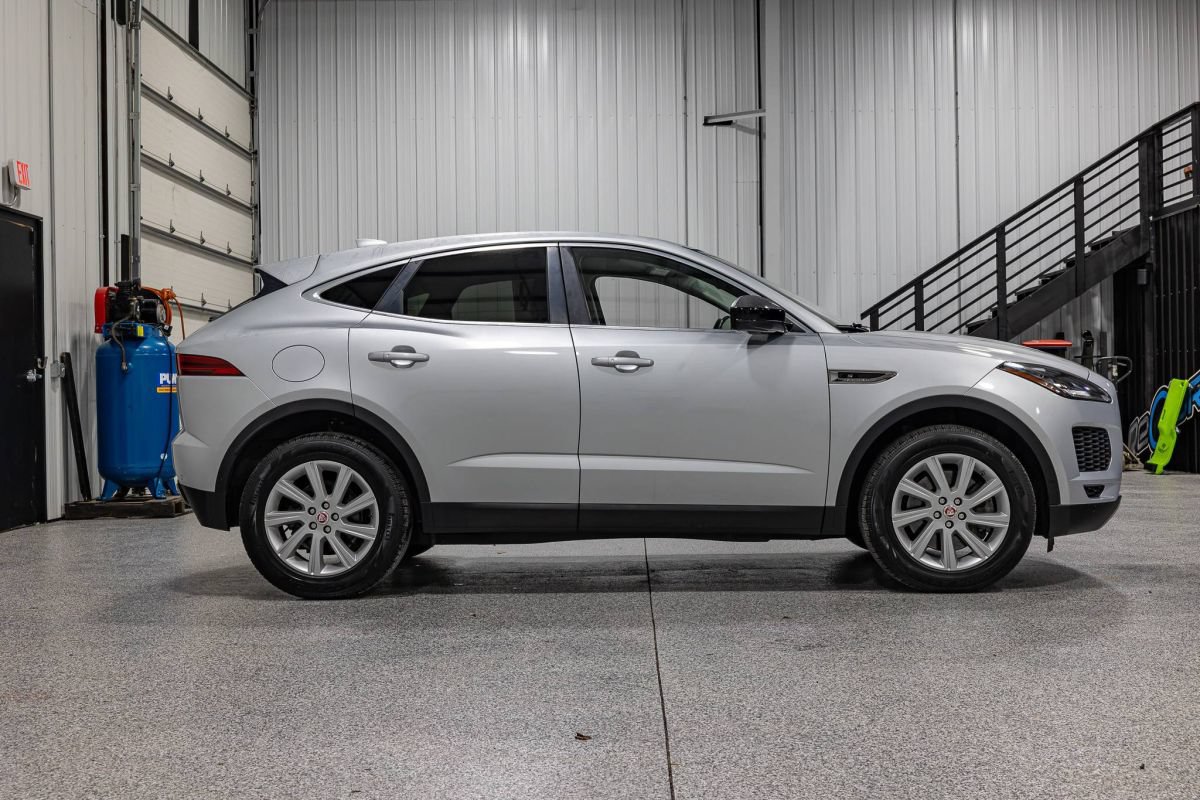 Used 2018 Jaguar E-PACE S AWD/4WD image 6