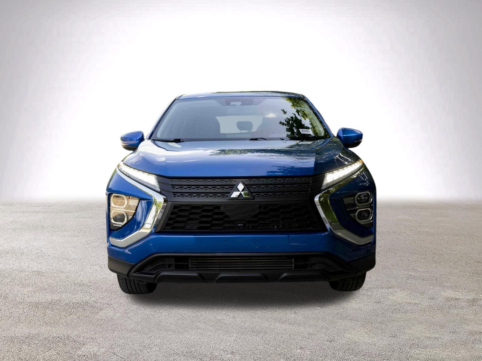 Used 2022 Mitsubishi Eclipse Cross SE FWD image 3