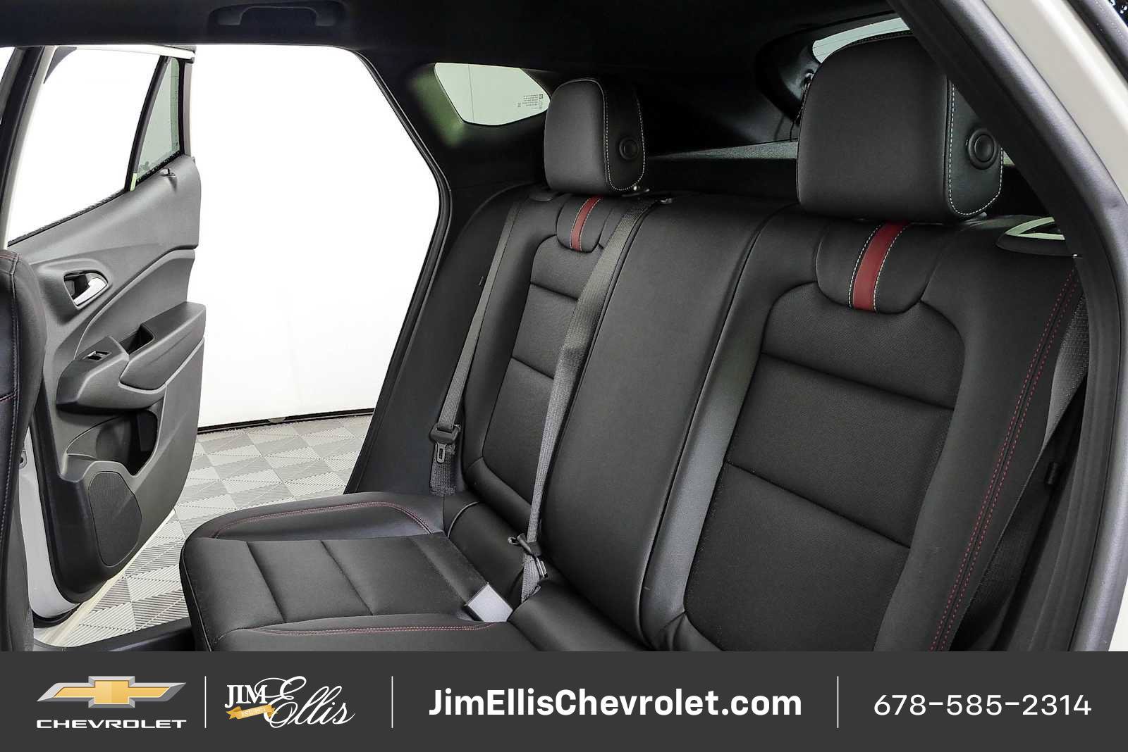 New 2026 Chevrolet Trax RS w/ Sunroof Package FWD image 19