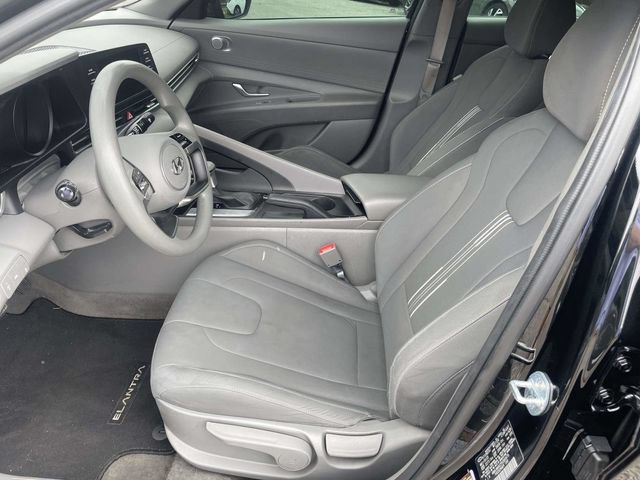 Used 2023 Hyundai Elantra SEL FWD image 10