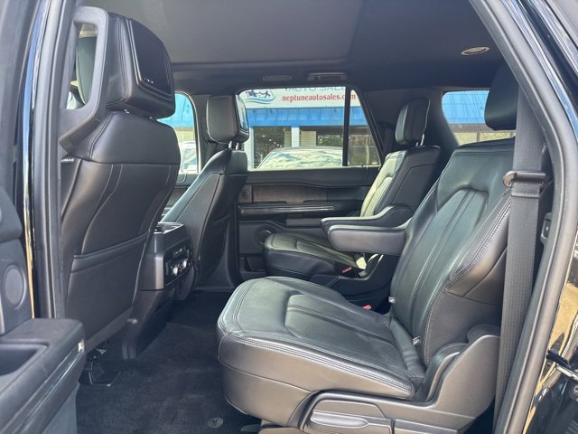 Used 2018 Ford Expedition Max Limited w/ Equipment Group 302A image 12
