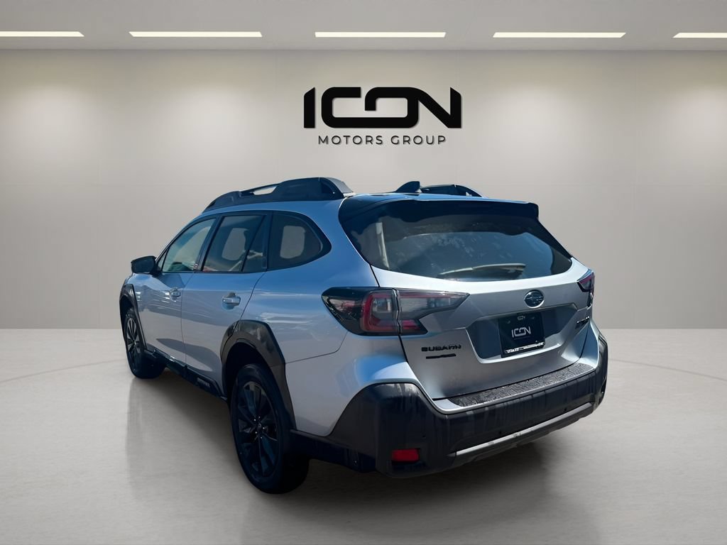 Used 2025 Subaru Outback Onyx Edition AWD/4WD image 4