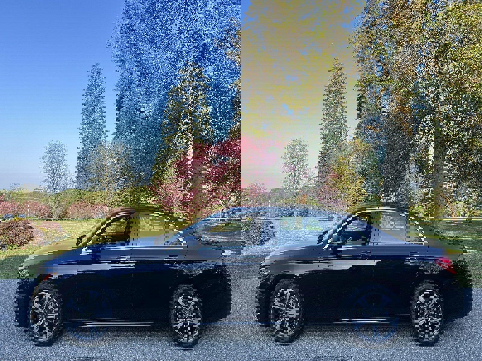 Used 2019 Mercedes-Benz E 300 4MATIC image 6