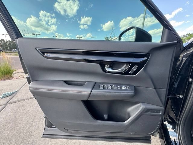 Used 2025 Honda CR-V Sport Touring image 25